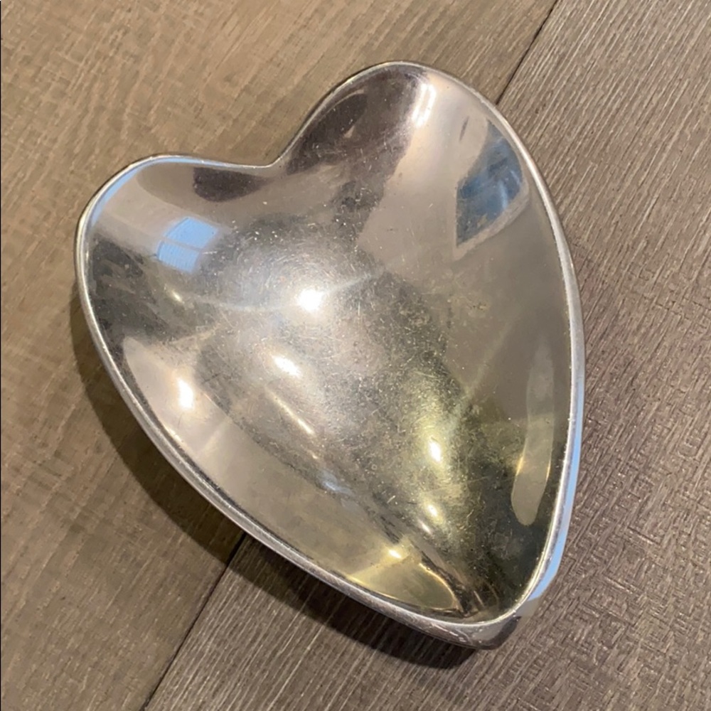 Nambé heart